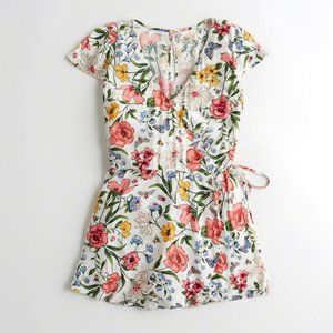 Hollister Romper 🦋